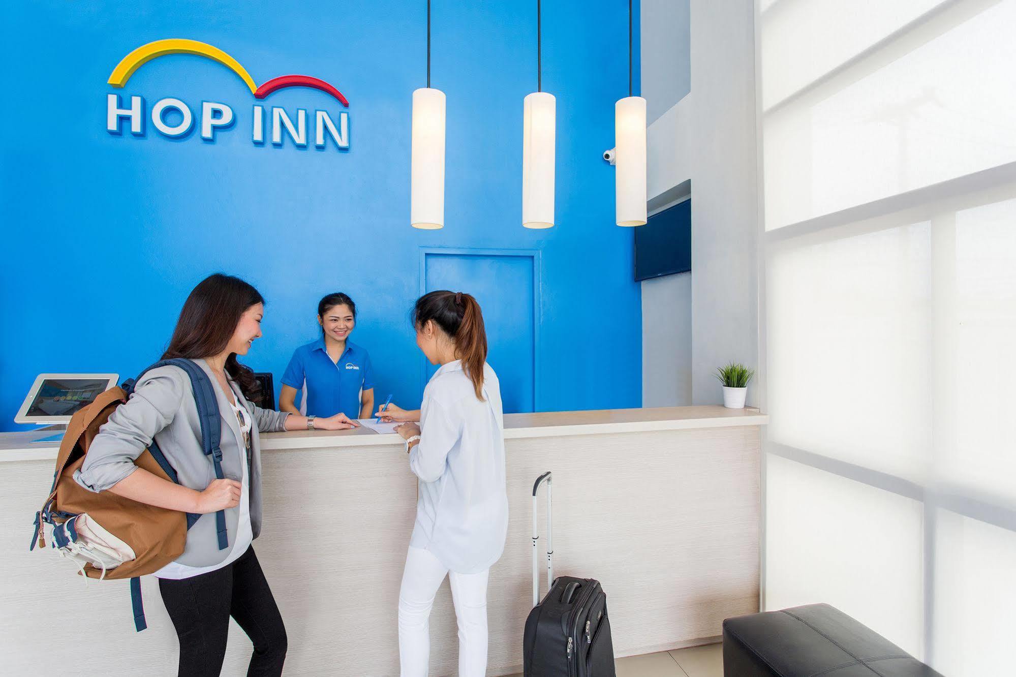 Hop Inn Rojet Kültér fotó